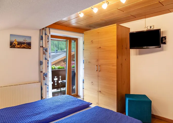 Haus Alpenheim 1 * Tux