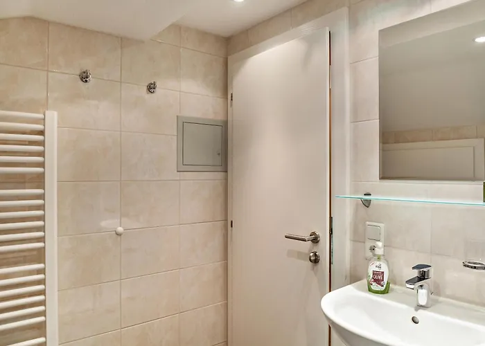 Haus Alpenheim 1 Apartment *