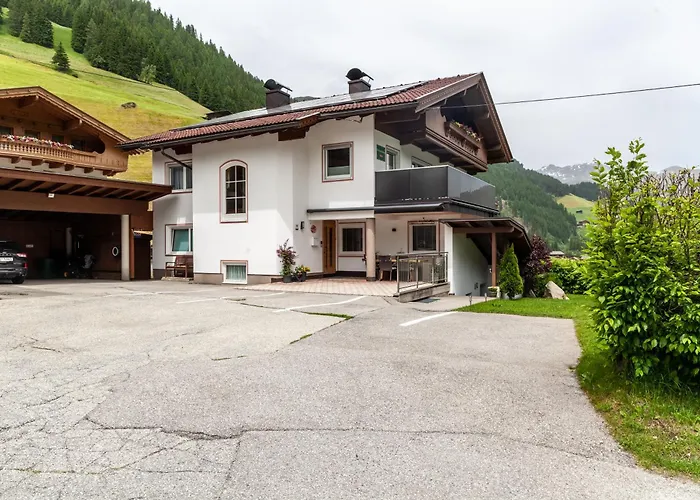 Haus Alpenheim 1 Apartment