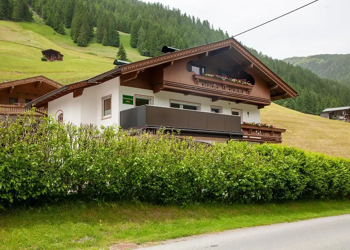 Haus Alpenheim 1 Apartment