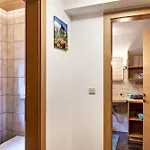 Haus Alpenheim 1 Apartment *